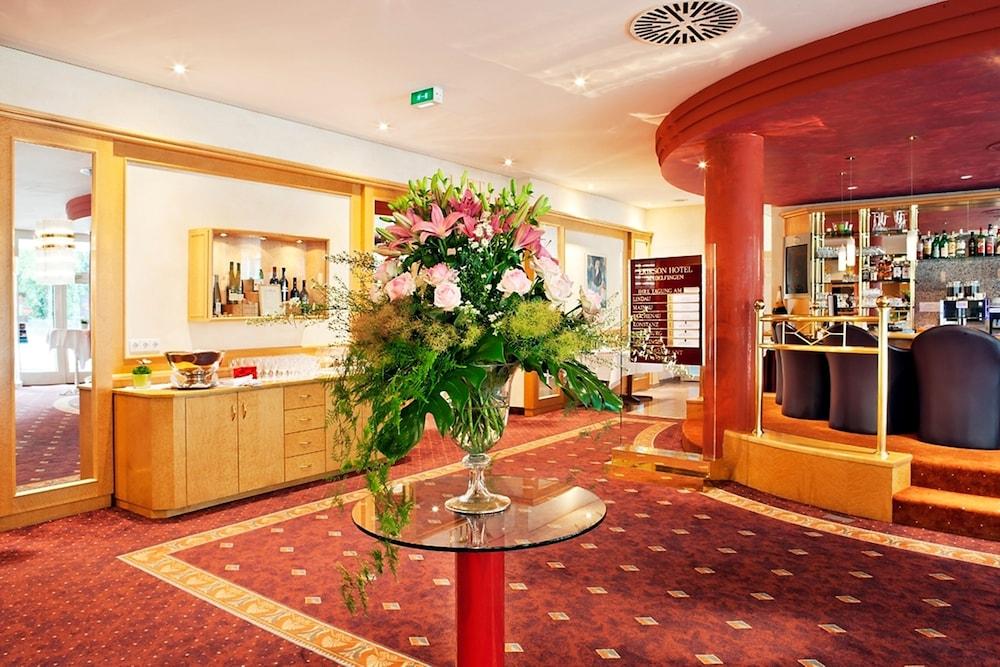 Erikson Hotel Зинделфинген Екстериор снимка