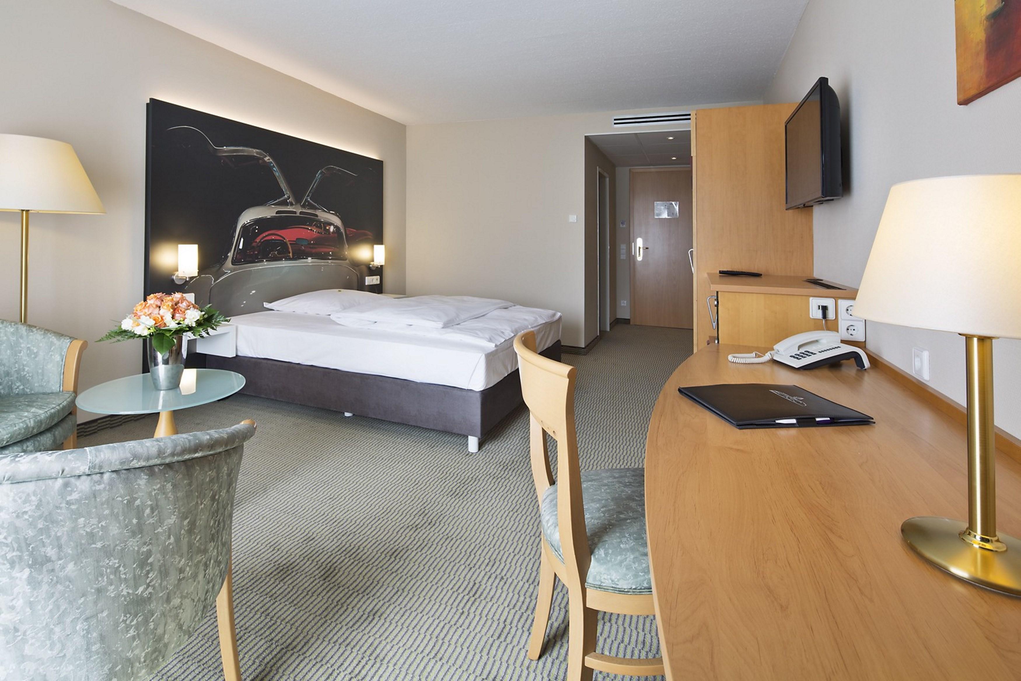 Erikson Hotel Зинделфинген Екстериор снимка